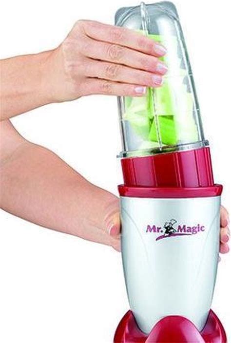 Experience the future of cooking with the chic inventor magical blender